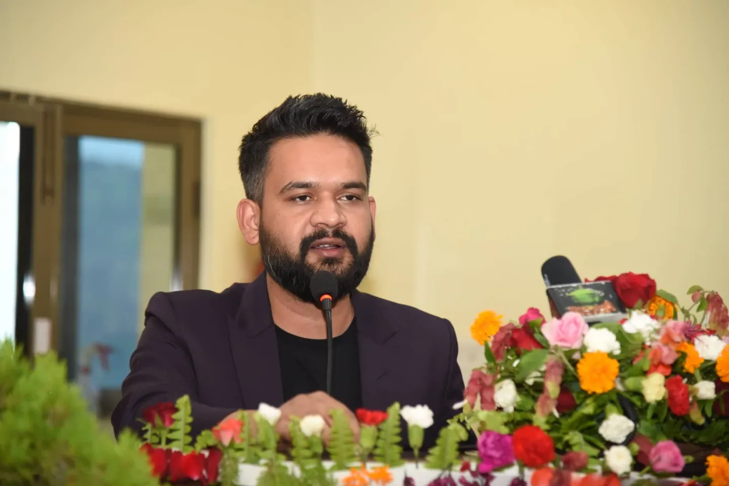 मेयर बालेनले दिए राजीनामा