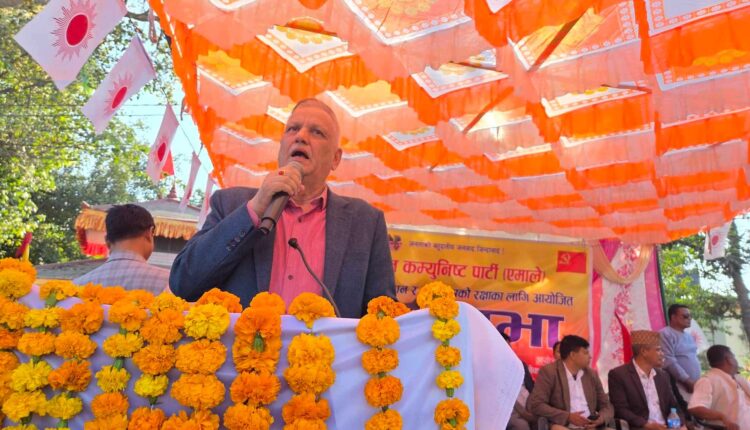 देश गजेडीले चलाउने होइन, एमालेलेनै हो  ः केन्द्रीय सचिव भट्ट